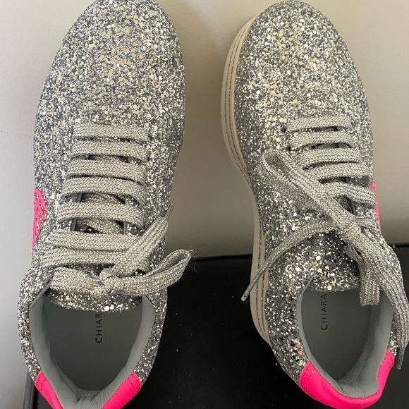 Chiara Ferragni Metallic silver low top sneakers - Picture 10 of 14